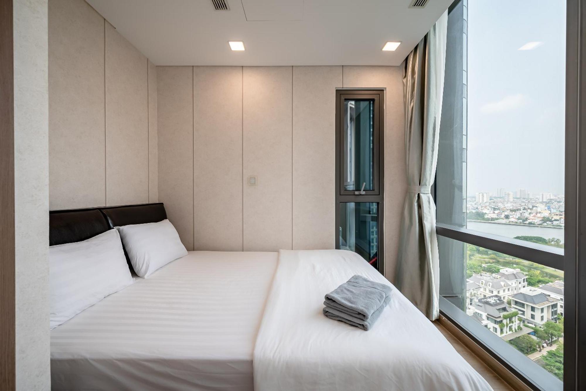 Landmark 81 Condotel Garden Bay Хошимин Экстерьер фото