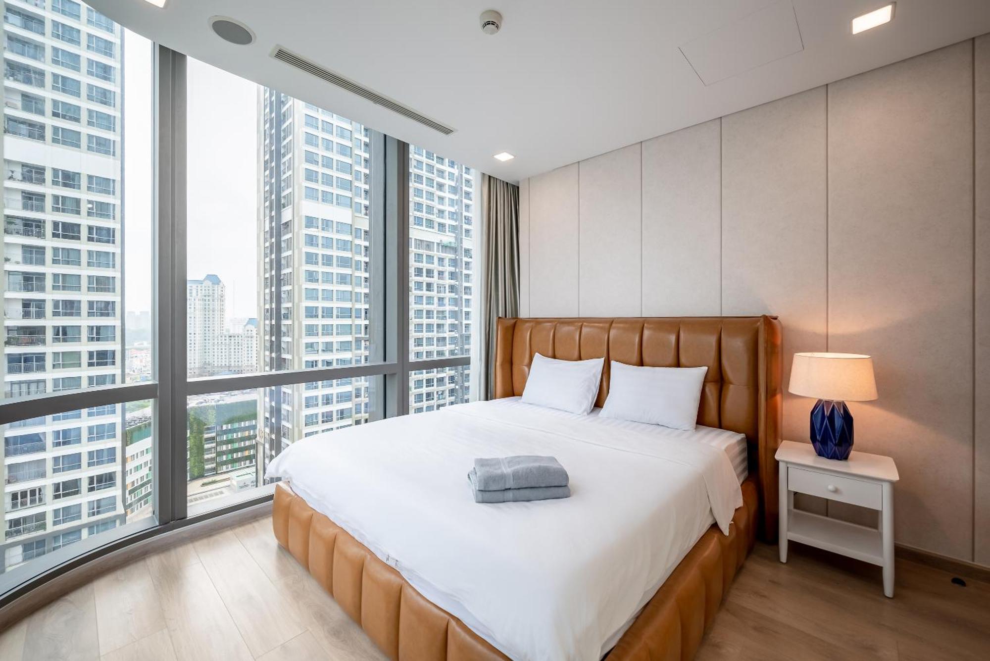 Landmark 81 Condotel Garden Bay Хошимин Экстерьер фото