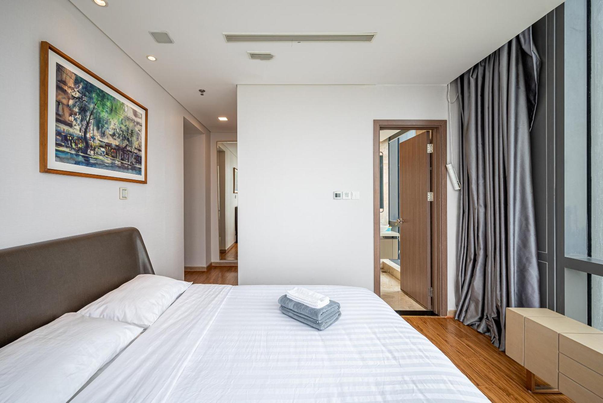 Landmark 81 Condotel Garden Bay Хошимин Экстерьер фото