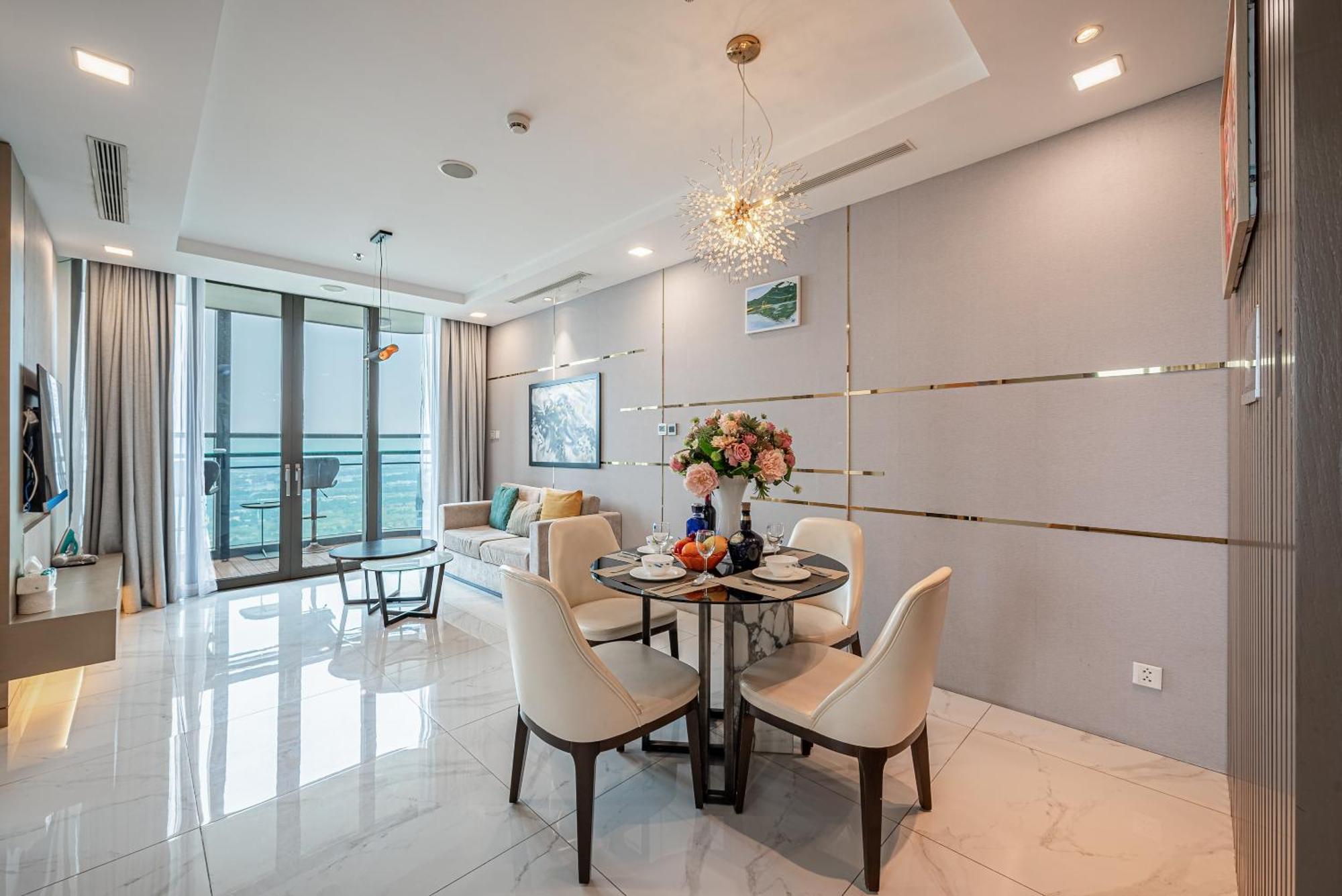Landmark 81 Condotel Garden Bay Хошимин Экстерьер фото